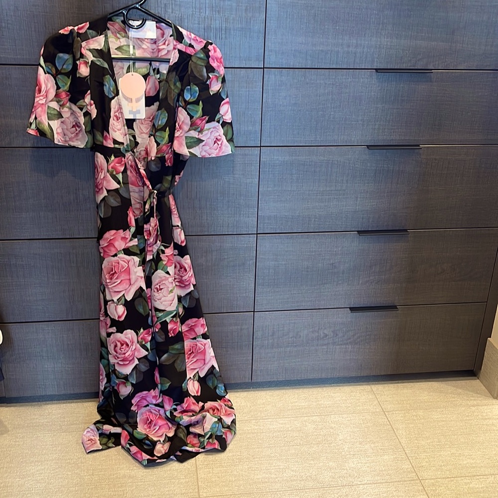 Selkie never worn floral wrap dress- perfect for special occasion